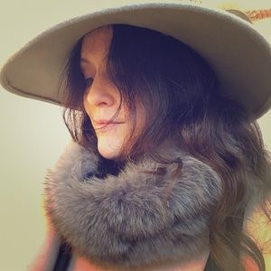 Canadian Grey Fox fur collar / headband